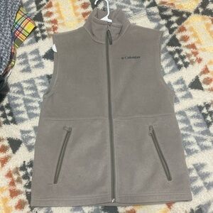 Columbia fleece vest